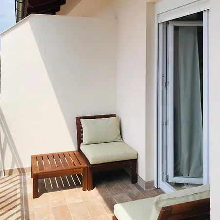 Apartman Meghan Novi Vinodolski Exterior photo